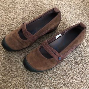 Brown Merrell slip ons